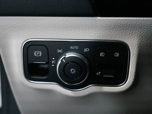 Used 2023 Mercedes-Benz GLA 250 4MATIC image 20