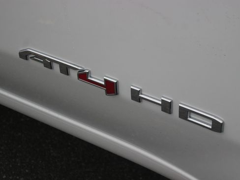 New 2026 GMC Sierra 2500 AT4 w/ AT4 Premium Plus Package image 11