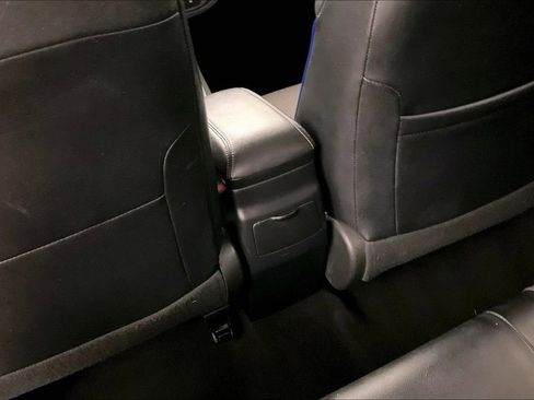 Used 2017 Toyota Corolla SE w/ Carpet Mat Package (TMS) image 10