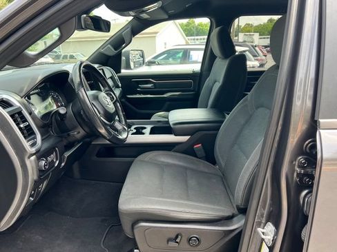 Used 2019 RAM 1500 Big Horn AWD/4WD image 4
