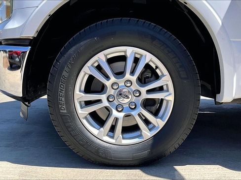 Used 2016 Ford F150 Lariat w/ Equipment Group 501A Mid RWD image 8