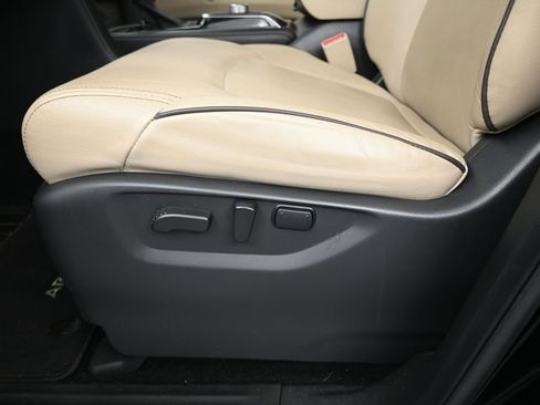 Certified 2023 Nissan Armada SL w/ Cargo Package AWD/4WD image 10