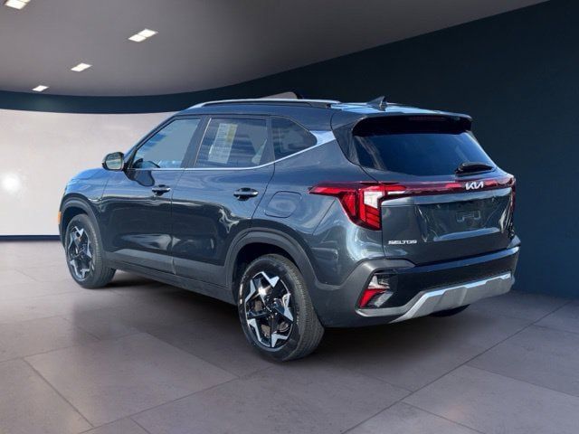 Certified 2024 Kia Seltos EX AWD/4WD image 3