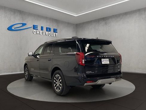 Used 2025 Ford Expedition Max Platinum AWD/4WD image 6