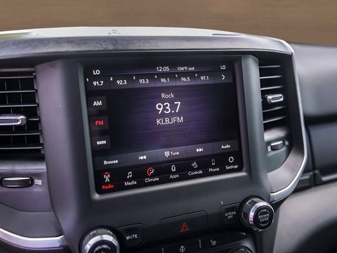 Used 2021 RAM 1500 Lone Star AWD/4WD image 16