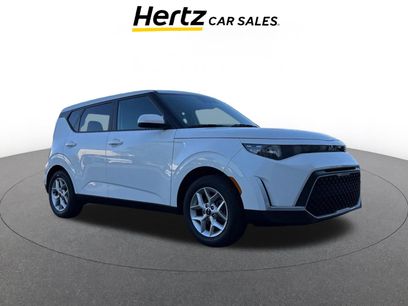Used 2025 Kia Soul LX w/ LX Technology Package