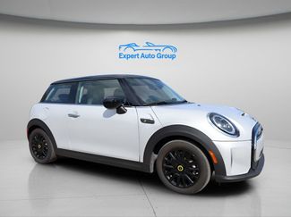 Used 2023 MINI Cooper SE video 1