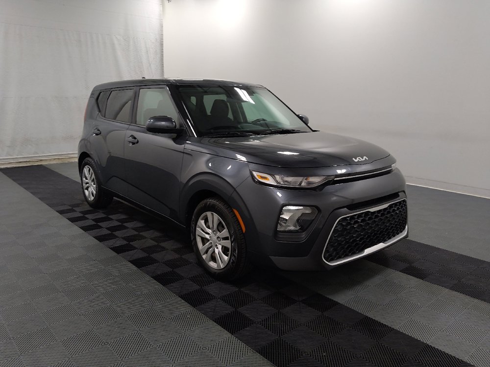 Used 2022 Kia Soul LX FWD image 13