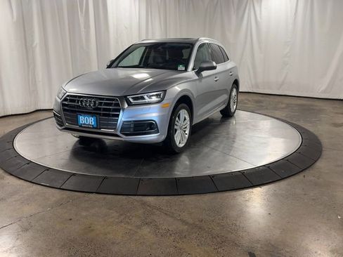 Used 2018 Audi Q5 Prestige w/ Prestige Package image 4