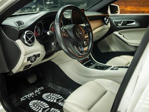 Used 2019 Mercedes-Benz GLA 250 image 9