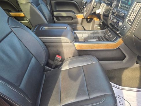 Used 2015 Chevrolet Silverado 1500 LTZ image 7