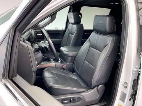 Used 2023 Chevrolet Silverado 2500 High Country w/ LPO, Hitch Package image 17