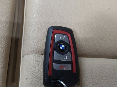 Used 2017 BMW 330i Sedan RWD image 32