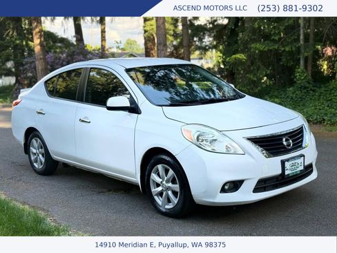 Used 2013 Nissan Versa FWD image 7