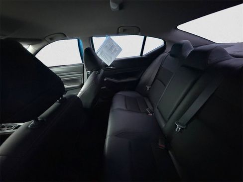 Used 2021 Nissan Altima 2.5 SR image 24