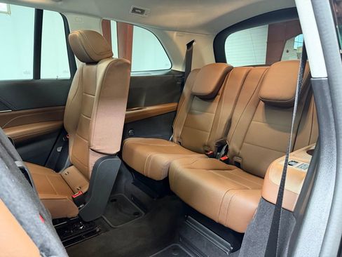 Used 2026 Mercedes-Benz GLS 450 4MATIC image 26