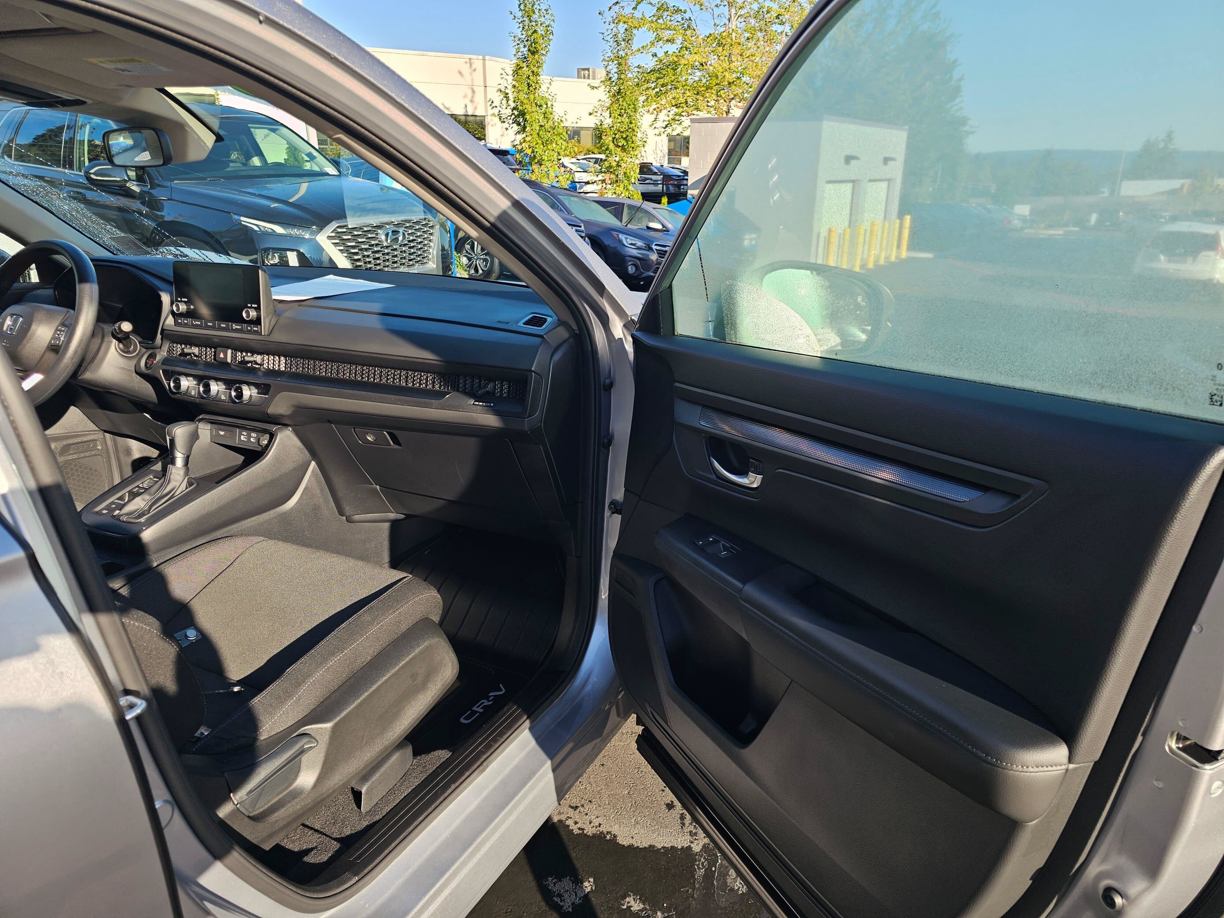Used 2024 Honda CR-V EX image 12