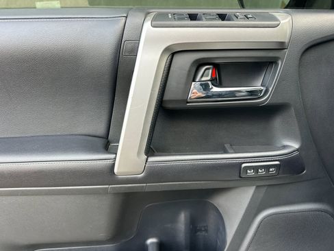 Used 2018 Toyota 4Runner Limited image 12