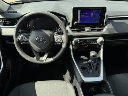 Certified 2025 Toyota RAV4 XLE FWD image 20