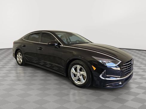 Used 2021 Hyundai Sonata SE FWD image 2