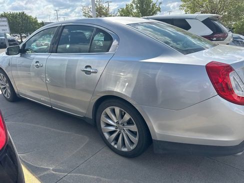 Used 2013 Lincoln MKS FWD image 7