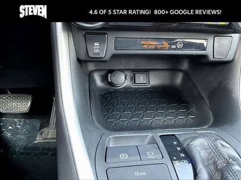 Used 2020 Toyota RAV4 XLE w/ Carpet Mat Package AWD/4WD image 20