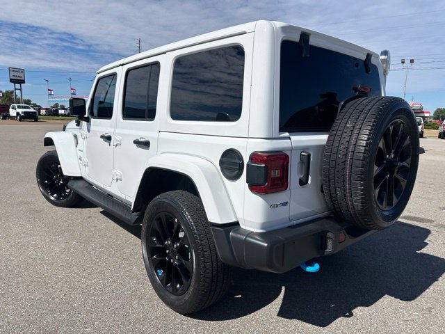 Used 2023 Jeep Wrangler Unlimited Sahara w/ Cold Weather Group AWD/4WD image 28