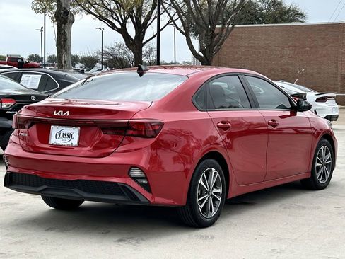 Used 2024 Kia Forte LXS image 4