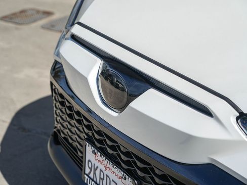 Used 2024 Toyota Corolla Cross AWD Hybrid w/ Moonroof Package image 3