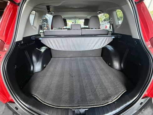 Used 2015 Toyota RAV4 XLE FWD image 17