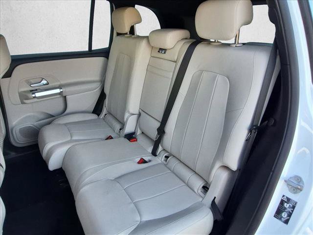 Used 2022 Mercedes-Benz GLB 250 4MATIC image 18