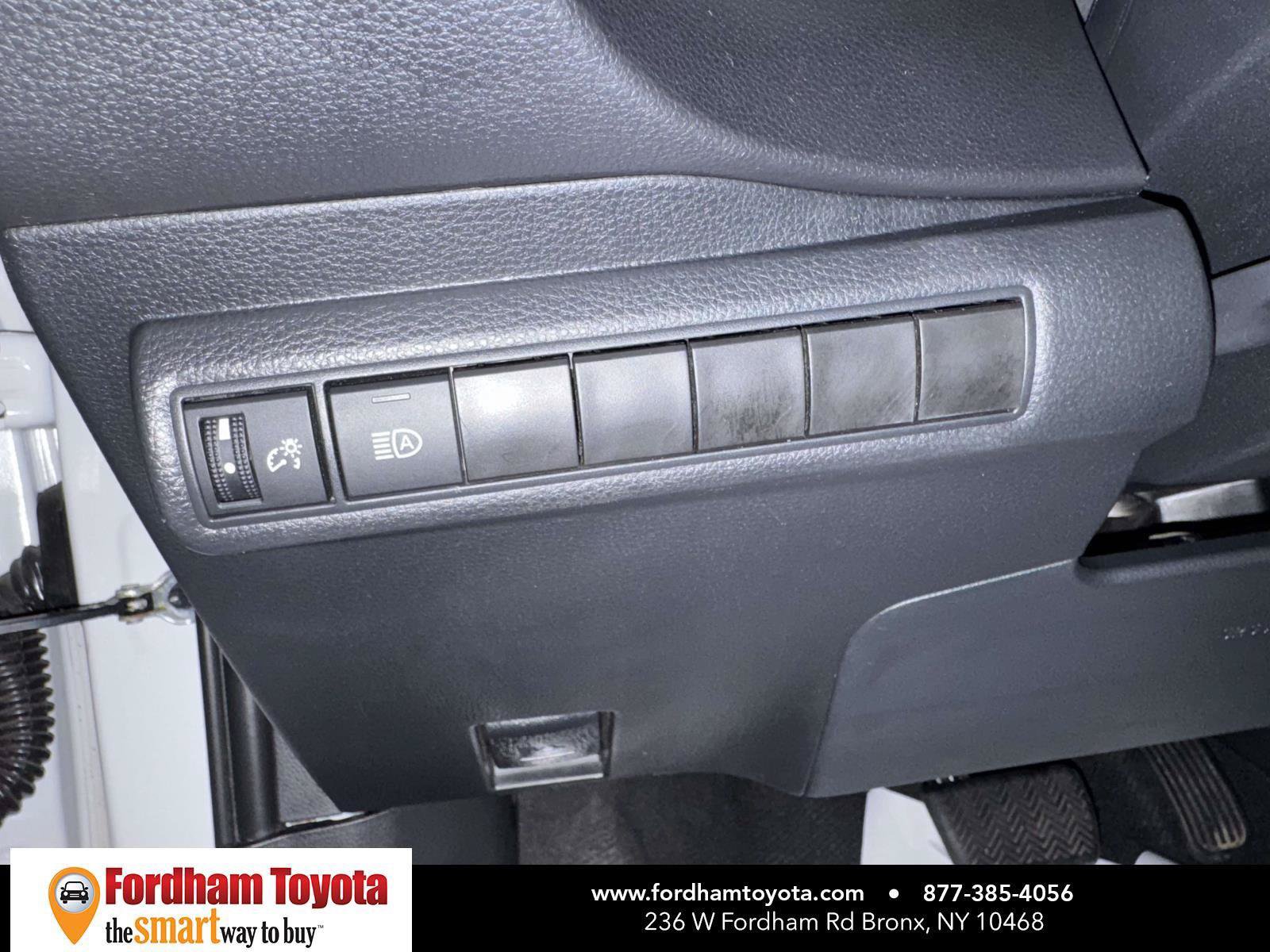 Used 2023 Toyota Corolla LE FWD image 19