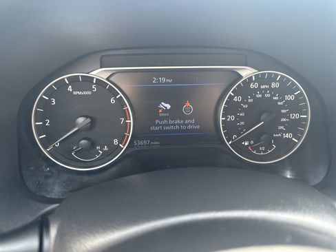 Used 2024 Nissan Altima 2.5 SV image 10