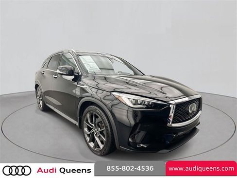 Used 2019 INFINITI QX50 Essential w/ Sensory Package image 5