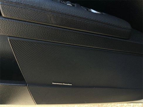 Used 2008 Mercedes-Benz S 550 image 16