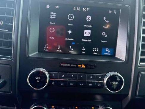 Used 2019 Ford Expedition Max Limited RWD image 14