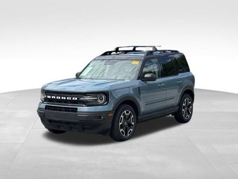 Used 2022 Ford Bronco Sport Outer Banks w/ Tech Package AWD/4WD image 9