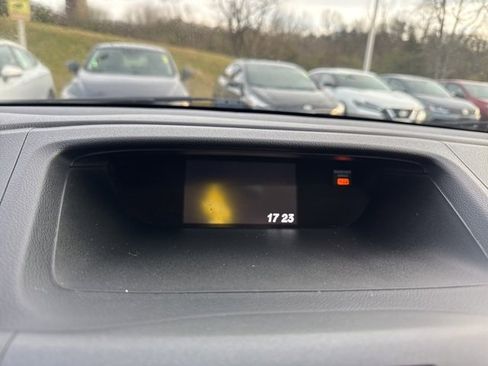 Used 2014 Honda CR-V LX image 16