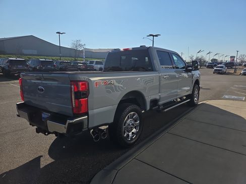 New 2026 Ford F250 Lariat w/ Lariat Premium Package image 5
