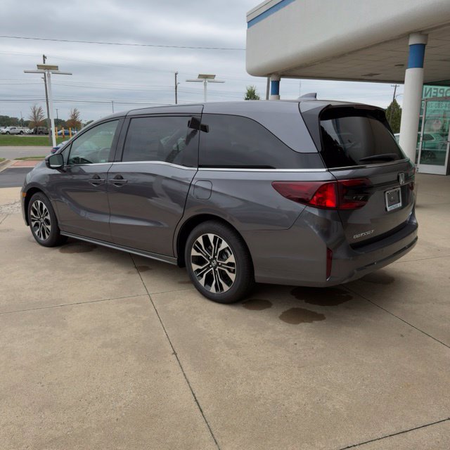 New 2027 Honda Odyssey Elite image 3