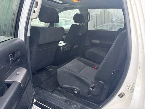 Used 2014 Toyota Sequoia SR5 image 6