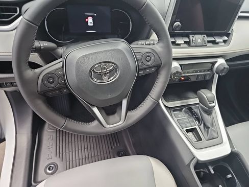 Used 2025 Toyota RAV4 XLE Premium w/ Weather Package AWD/4WD image 16