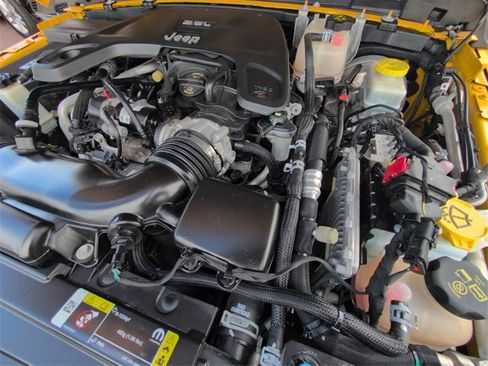 Used 2021 Jeep Wrangler Unlimited Sport image 18