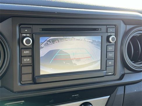 Used 2019 Toyota Tacoma SR image 33