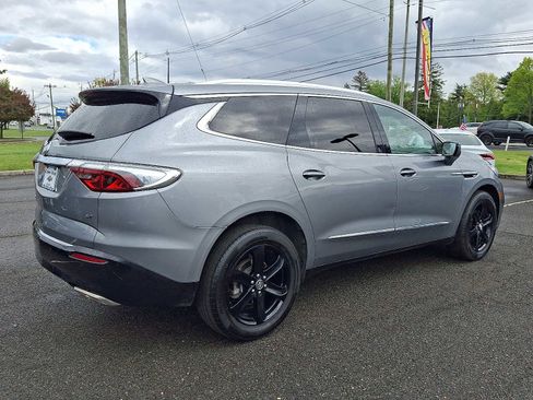 Used 2023 Buick Enclave Essence w/ Experience Buick Package AWD/4WD image 7
