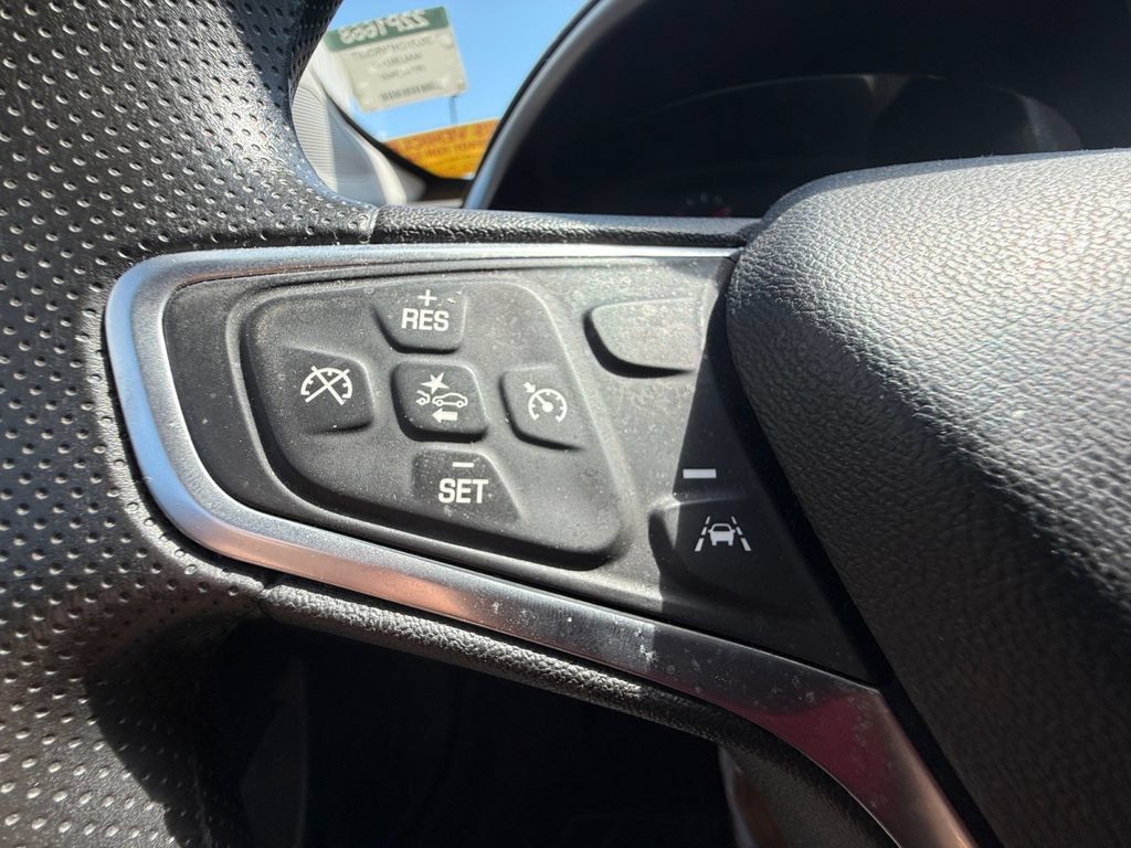 Used 2023 Chevrolet Malibu LT w/ LPO, Floor Liner Package FWD image 15