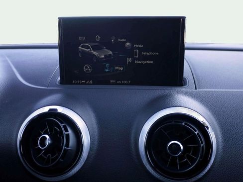 Used 2017 Audi A3 e-tron Premium Plus w/ Technology Package image 23