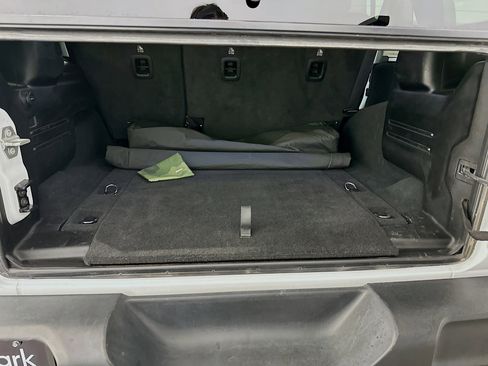 Used 2024 Jeep Wrangler Sport S image 29