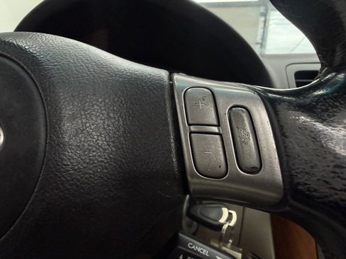 Used 2005 Subaru Outback 3.0R L.L. Bean AWD/4WD image 15