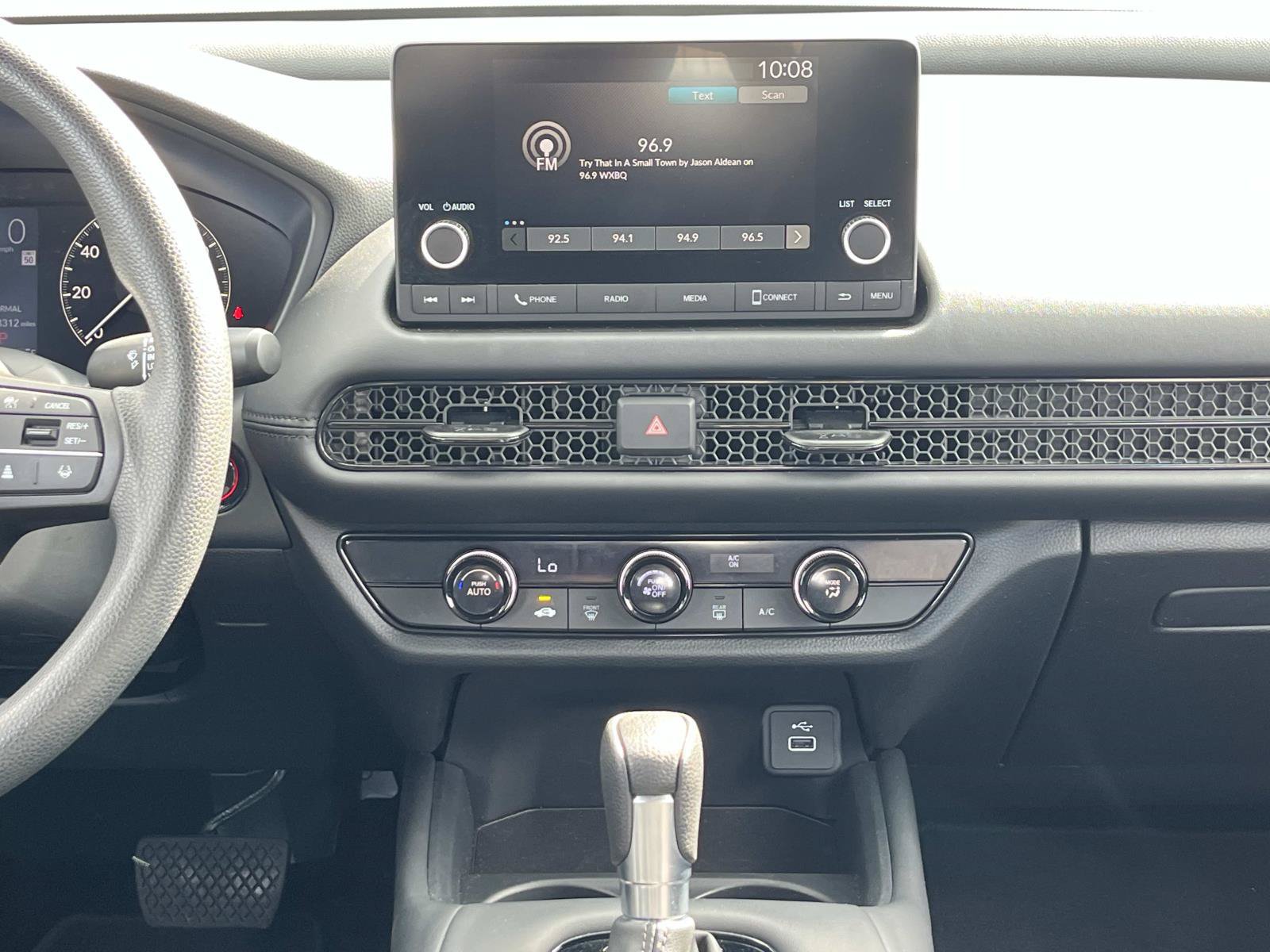 Used 2025 Honda HR-V LX image 15